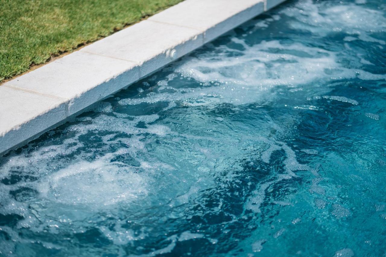 Villa Delle Zagare - Private Hydromassage Pool Surbo ภายนอก รูปภาพ